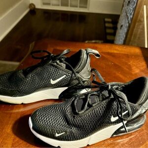 Nike Big Kids' Air Max 270